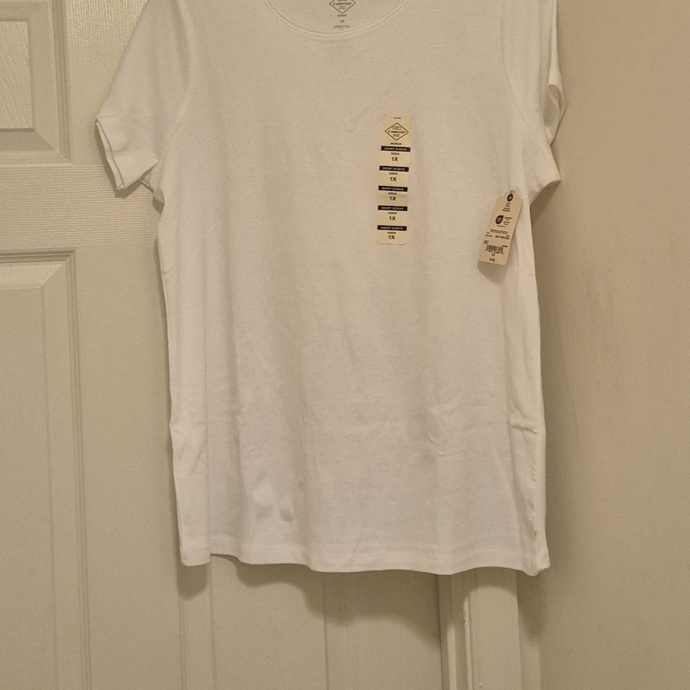 St. John's Bay Women's White Crewneck Tee